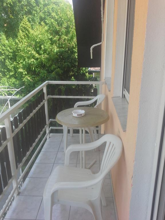 Friends Villa Apartments Hévíz Esterno foto
