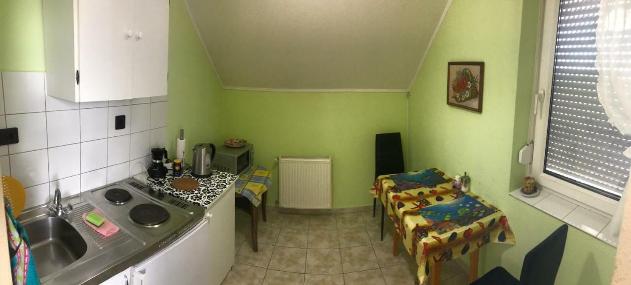 Friends Villa Apartments Hévíz Esterno foto