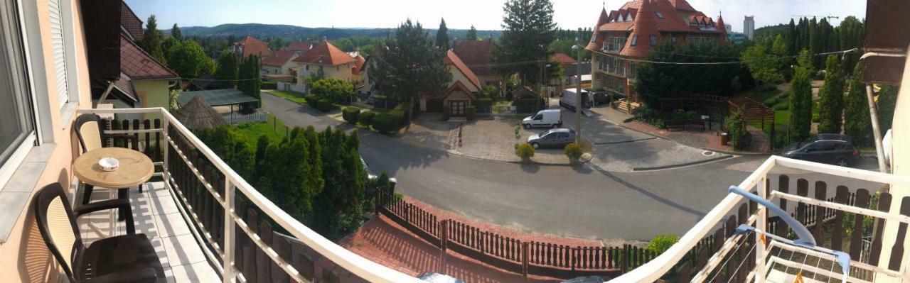 Friends Villa Apartments Hévíz Esterno foto